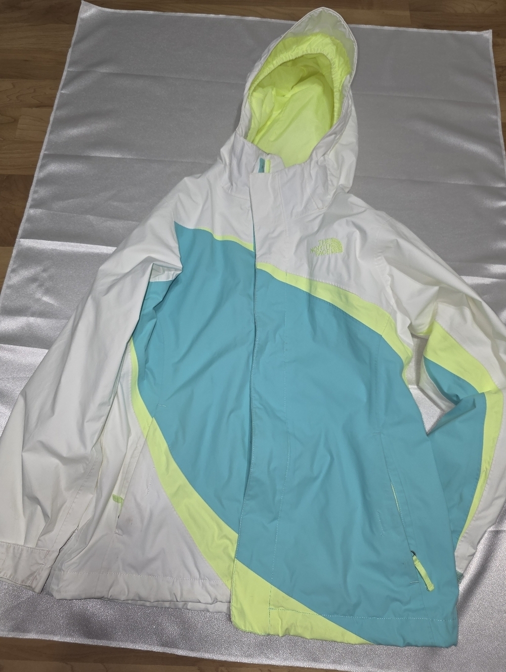 The North Face White, Aqua & Neon Yellow Colorblock Shell Jacket - Picture 11 of 16